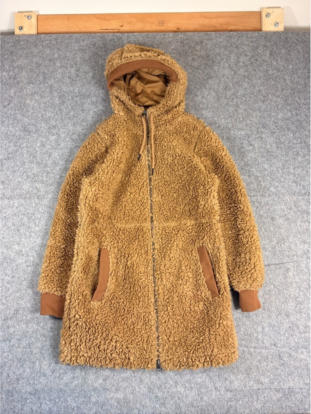 Patagonia brown teddy fleece hooded coat womens XS